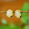 Brincos da moda com contas redondas de jade branco de Hetian incrustadas em cobre, brincos de jade dourado, fornecimento direto de atacado