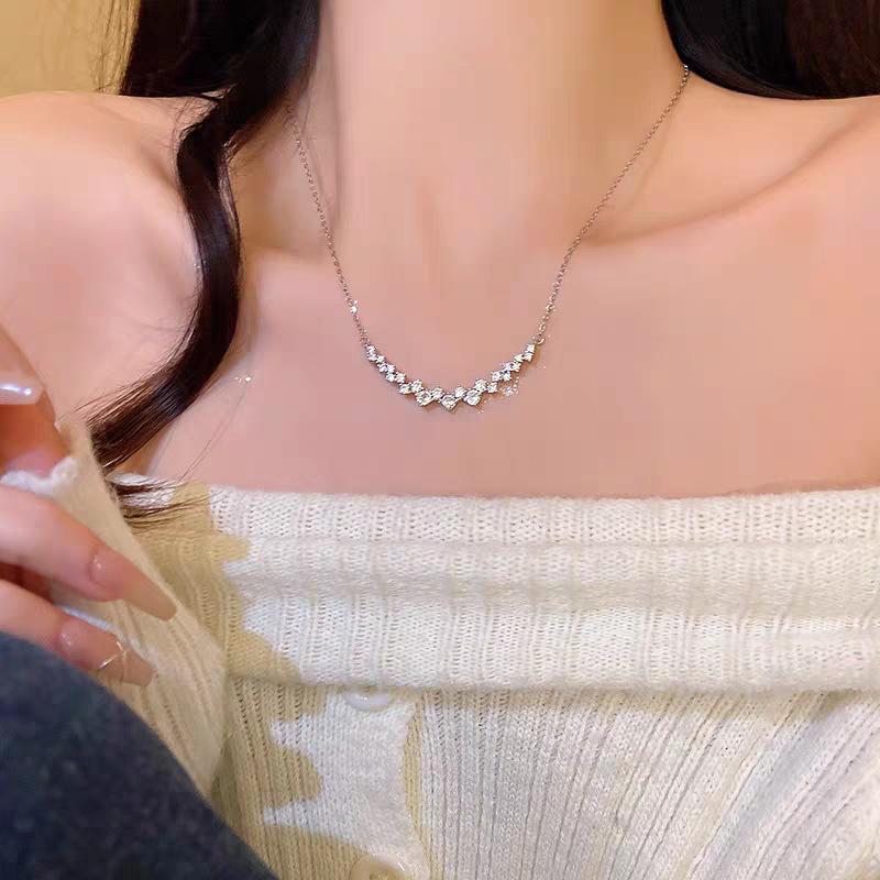 1733728855477