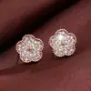 Cao Shi Estilo Delicado Brincos Coreanos de Luxo Leve Flor Trevo da Sorte Brincos de Tarraxa Exquisitos para Mulheres Venda por Atacado Direto da Fábrica Joias
