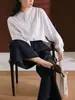 Elegante Camisa de Algodón Plisado con Cuello Alto de Encaje Blanco y Negro, Manga Larga para Mujer, Nuevo Estilo Otoño