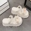Sandalias Florales Dulces de Estilo Nuevo para Verano con Falda, Uso de Dos Maneras, Estilo Hada Sandalias de Playa Perla de Suela Gruesa para Mujeres