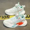 Zapatillas de baloncesto para niños estilo nuevo para niños medianos y grandes de malla transpirables antideslizantes amortiguadoras zapatillas deportivas para correr para niños y niñas zapatillas de entrenamiento de baloncesto