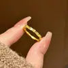 Anillo Popular de Osmanthus Pequeño Estilo Rico de Xiaohongshu 2026 Nuevo Modelo, Nuevo Anillo de Flor de Oro Pequeña de Lujo Ligero Estilo Chino, Venta al por Mayor de una Pieza