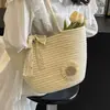 Bolsa de Palha Tecida Personalizada Feminina Grande Capacidade 2025 Nova Verão Versátil Ombro Único Bolsa de Praia Beira-Mar Bolsa Tote