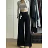 Jeans Feminino Preto de Perna Larga Soltinho Estilo Americano Petite Outono Inverno Novo Cintura Alta Emagrecimento Caimento Levemente Flare Comprimento Total