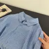 Moda Otoño 2026 Nuevo Estilo Coreano Camisa de Manga Larga con Rayas Verticales y Cuello de Solapa a la Moda para Mujer, Corte Holgado, Adelgazante, Abrigo Versátil