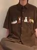 Camisa de Manga Corta con Bordado de Gato Retro Japonés para Hombre, Verano Holgada Casual Versátil Pareja Pana Cuello Campana Top