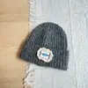 Estilo Coreano Simple y Dulce Etiqueta de Tela de Encaje Gorro de Punto Versátil Otoño e Invierno Gorro de Lana Engrosado Gorro Cálido a Prueba de Viento