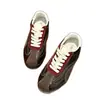 Zapatillas de entrenamiento alemanas de suela gruesa de 6 cm para mujer, nuevas de otoño 2026, versátiles de estilo vintage, suela blanda, que aumentan la altura, antideslizantes, zapatillas casuales