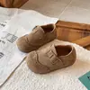 Sandálias Birkenstock de Solado Macio Estilo Coreano para Meninas Coleção Primavera/Outono 2026 Novos Sapatos para Bebês Meninas Sapatos Estilosos de Princesa Sapatilhas para Meninas