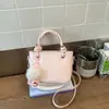 Bolso cubo de moda y sencillo para mujer, gran capacidad, nuevo de la primavera 2026, elegante estilo vintage, para el trabajo y los desplazamientos, bolso de hombro