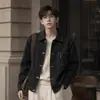 Chaqueta de hombre talla grande 2026 otoño nuevo estilo estilo Hong Kong de alta gama genial top para hombre abrigo casual holgado para hombre