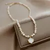 Collar de Perlas Barrocas de Agua Dulce Elegante y con Temperamento Celebridad de Internet Simple Conchas de Agua Dulce Nubes Collar de Una Abeja