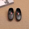 Sapatos Boina Novos para Crianças de Baotou para Meninos e Meninas, Sapatos de Couro Slip-On Solado Tendão Cano Baixo, Modernos e Confortáveis