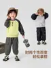 Moletom Casual Color Block Estilo Europeu para Meninos 2026 Outono e Inverno Nova Roupa Infantil para Bebês Roupa Quente de Inverno