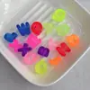 Pintura Acrílica Fluorescente con Sensación de Goma Agujero Horizontal Letras Inglesas Llavero Colgante Hecho a Mano DIY Cadena para Teléfono Material