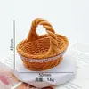 Cesta tejida portátil simulada, Cesta de pan de encaje, Decoración de escena en miniatura, Juguete de comida creativo, Material para imán de nevera DIY