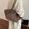 Bolso tote tipo cubo vintage exquisito simple esmerilado para el día a día, nuevo bolso de hombro para el día a día con textura, otoño 2026