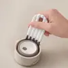 Escova com tampa de copo flexível, um item essencial na cozinha para limpar mamadeiras, copos térmicos e fendas de difícil acesso - uma escova de limpeza multifuncional