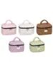 Bolsa de maquillaje con bloques de color en forma de corazón transfronteriza, portátil para salidas, con un diseño fresco y elegante, perfecta para viajes y artículos de tocador