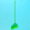 Vendas Diretas de Fábrica Acessível para Casa Triângulo Vassoura Doméstica Vassoura de Plástico Doméstica Vassoura de Chão Vassoura Atacado Limpeza