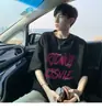 Camiseta Masculina Pesada de Manga Curta Estilo Americano, Nova Marca de Moda Tendência Verão 2026, Top Fresco Meia-Manga Estilo High-Street para Meninos