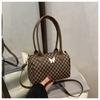 Bolsa Almofada Retrô de Luxo Feminina 2025 Nova Bolsa de Mão de Nicho Borboleta Grande Capacidade Tendência Versátil Bolsa Transversal