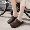 Nuevas Sandalias de Media Bota Caladas Estilo Birkenstock 2026 para Estudiantes Mujeres, Sandalias Versátiles y Cómodas Slip-On de Punta Cerrada para Uso al Aire Libre en Verano