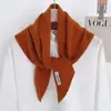 Cachecol Triangular 100% Lã Pura para Mulheres no Outono e Inverno, Cachecol de Tricô Versátil de Cor Pura Quente, Xale, Cachecol de Alta Qualidade