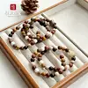 Pulsera de Madera Natural Dieciocho Semillas Hilo de Mano Hecha de Madera Original Estilo Étnico para Mujer Cuentas de Muchos Tesoros Wenwan Cuentas Budistas Cuentas de Oración Mano
