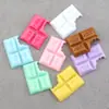 Accesorios de resina: chocolate mordible, decoraciones de chocolate cuadradas simuladas, pegatinas para funda de teléfono de pegamento de crema DIY