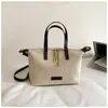 Bolso de Mano Simple Estilo Nuevo 2026, Bolso Tote Rayado de Lujo Ligero, Bolso de Hombro Versátil a la Moda, Bolso Cruzado Ligero para Viajes Diarios