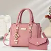 Bolso para Mujer 2025 Verano Nuevo Modelo, Ligero para Viajar Madre e Hija, Gran Capacidad, Práctico Bolso de Hombro, de Mano y Cruzado para Mujer
