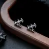 Brincos Cluster de Diamante Cheio de Novo Estilo Transfronteiriços para Homens, Modernos e Versáteis, Brincos de Flor de Íris em Forma de Cruz de Alto Padrão para Mulheres