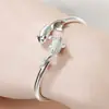 Kuaishou Live Streaming Presenta una Variedad de Pulseras de Joyería de Plata Más Vendidas, Incluyendo Pulseras de Plata Modernas y de Moda con Estilos Completos, Directo del Fabricante