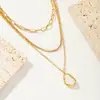 Bestseller transfronterizo: Collar apilado de tres capas con colgante irregular de nácar blanco, cadena chapada en oro, estilo ins, versátil y elegante