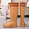 Botas de lluvia de moda engrosadas para mujer con puños elásticos, antideslizantes, de caña alta, talla de adulto, adecuadas para uso en la cocina, cálidas e impermeables