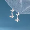 "Duas Borboletas" Brincos de Tarraxa de Borboleta Simples de Luxo Leve Brincos Exquisitos Novo Design de Nicho Feminino Brincos com Senso Avançado