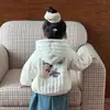 Jaqueta Infantil de Veludo com Capuz 2025 Inverno Novo Estilo Estilo Bebê Acolchoada Espessada Algodão Outerwear Meninas Quente Algodão Outerwear