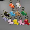 Año del Caballo Llavero Colgante Creativo de Cuero con Forma de Caballo Práctico Lujo Ligero Caballo del Zodiaco Regalo de Año Nuevo Mascota del Año del Caballo Regalo