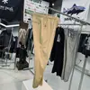 Alternativa acessível! Calças softshell leves masculinas para atividades ao ar livre com corte curvo, resistentes a rasgos, de secagem rápida, respiráveis e repelentes à água, adequadas para uso casual