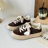 Tênis de Plataforma Feminino com Estrela Solado Grosso Sapatos Brancos Novo Outono 2024 Tênis de Estudante Leve Versátil Casual 6595