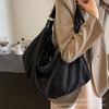 Bolso de mezclilla de gran capacidad, moderno, versátil, retro, para ir al trabajo, tipo tote, multiusos, para llevar bajo el brazo, estilo casual, de hombro o cruzado.