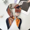 Lenço Quadrado de Seda Retrô Coreano com Estampa Paisley e Toque de Luxo, Combinado com uma Camisa, Lenço Quadrado Versátil para Cintura, Xale, Protetor de Pescoço