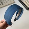 Diadema de Tela Vaquera Minimalista con Cabeza Ancha y Corona Alta, Diadema Versátil y Elegante con un Toque de Lujo, Adelgazante del Rostro, Cabeza Pequeña, Accesorio para el Cabello que Cubre el Rostro, Pinza para el Cabello