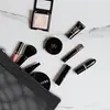 2025 Popular Bolsa de Malla para Almacenamiento Bolsa para Almacenar Labiales Bolsa para Almacenar Artículos de Tocador Bolsa para Almacenar Cables de Datos Bolsa de Almacenamiento Portátil para Viajes