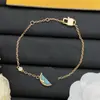 Pulsera Nueva de Diseñador Estilo Europeo y Americano Transfronteriza con Logo y Múltiples Patrones de Letras para Mujer, Sensación de Alta Gama, Fotos Reales, Venta al por Mayor en Vivo