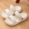 Sandálias femininas modernas de tiras duplas, calçado de verão estiloso para uso externo, novo modelo 2026 de sandálias de praia para senhoras