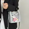 Bolso cubo casual nuevo, moderno y elegante para mujer, bolso de hombro y bandolera de alta costura 2026 para ir al trabajo
