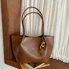 Bolso retro de gran capacidad transfronterizo, nueva colección otoño 2026, bolso de hombro casual y simple, bolso tote para el trabajo y los desplazamientos